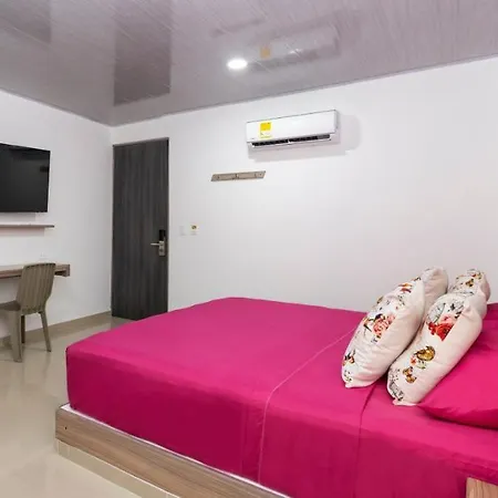 Hotel Brisas Del Bosque *